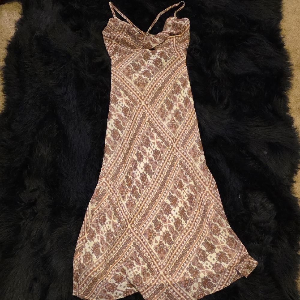 Petal & Pup Tan and Cream Midi Dress